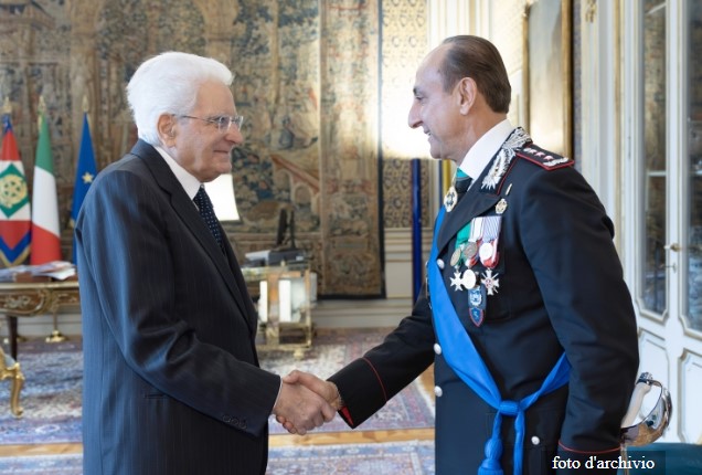 Il presidente della Repubblica Sergio Mattarella ha ricevuto il comandante generale dell’Arma dei Carabinieri, generale Corpo Armata Salvatore Luongo, in occasione del 211esimo anniversario della fondazione dell'Arma