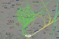 Rotta dell'aereo in volo su Napoli tracciata da Flightradar24