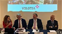 Da sinistra a destra, Valeria Rebasti, Commercial Country Manager Italy & Southeastern Europe di Volotea, Lázaro Ros, direttore generale di Volotea, Giovanni Battista Scalia, amministratore delegato Gesap, e Francesco Randazzo, presidente Gesap