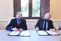 Firma Enac-Luiss del 3 febbraio 2022 tra il presidente dell'Ente nazionale aviazione civile, Pierluigi Di Palma (a sinistra) ed il dg Luiss Giovanni Lo Storto