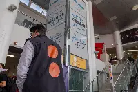 Aeroporto di Napoli-Capodichino. accesso partenze più fluido: entro giugno 2025 attivo un secondo ascensore nell'atrio partenze
