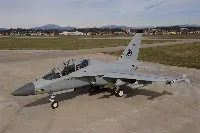 M-346FA armato con Aim-9L Sidewinder (missili aria-aria) e bombe a caduta libera