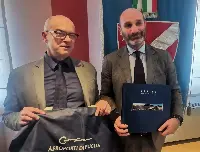 Da sinistra: il presidente della Regione Molise Donato Toma ha incontrato a Campobasso il 19 gennaio 2023 il presidente di Aeroporti di Puglia, Antonio Maria Vasile