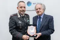 Napoli, primo marzo 2024. Enzo Benigni ed il comandante provinciale dei CC generale B. Enrico Scandone all'inaugurazione sede campana di Elt Group