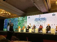 Una fotografia scattata nel corso del "Global Aviation Summit" di Mumbai