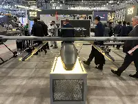 Un drone esibito al Dubai Airshow 2023