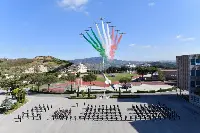Accademia Aeronautica, giuramento fedeltà Patria per il corso Aquila VI a Pozzuoli (Napoli) svoltosi il 22 ottobre 2020; passaggio aerei "Frecce Tricolori"
