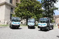 Tre furgoni Goupil G4, veicoli a zero emissioni di dimensioni compatte, consegnati all'Aeronautica militare italiana