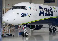 2000esimo aereo E-Jet commemorativo consegnato alla brasiliana Azul Linhas Aéreas