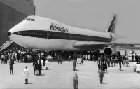 Il primo Boeing B-747/143 (marche I-DEMA) di Alitalia atterra all'aeroporto di Roma-Fiumicino il 20 maggio 1970