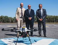 Roma, 9 luglio 2025. Parte sperimentazione italiana del soccorso sanitario aereo con droni. Da sinistra: Ivan Bassato, presidente Urban V; Mario Balzanelli, presidente nazionale Sis 118;  Maurizio Paggetti, ceo di D-Flight