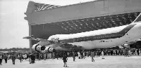 Il primo Boeing B-747/143 (marche I-DEMA) di Alitalia atterra all'aeroporto di Roma-Fiumicino il 20 maggio 1970