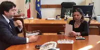 Il presidente della Regione Sardegna Christian Solinas ed il ministro Infrastrutture e trasporti Paola De Micheli durante incontro su tematiche trasporto aereo