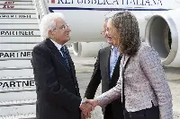 Bruxelles, 20/05/2025 (II mandato) Il presidente della Repubblica Sergio Mattarella accolto dall'ambasciatore d’Italia a Bruxelles, Federica Favi